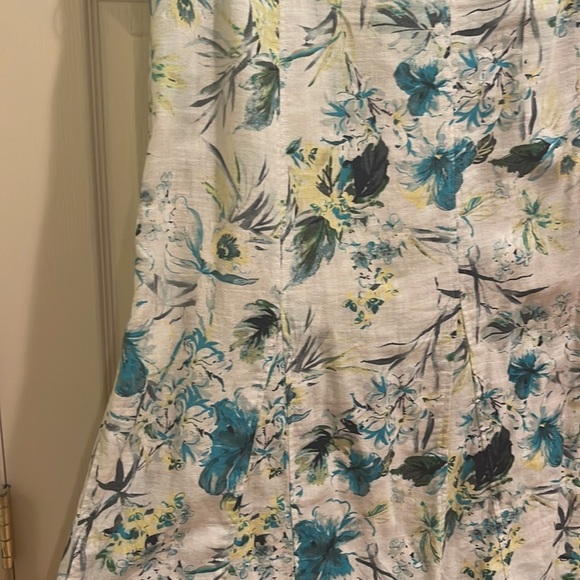 RQT below the knee skirt - Picture 4 of 10